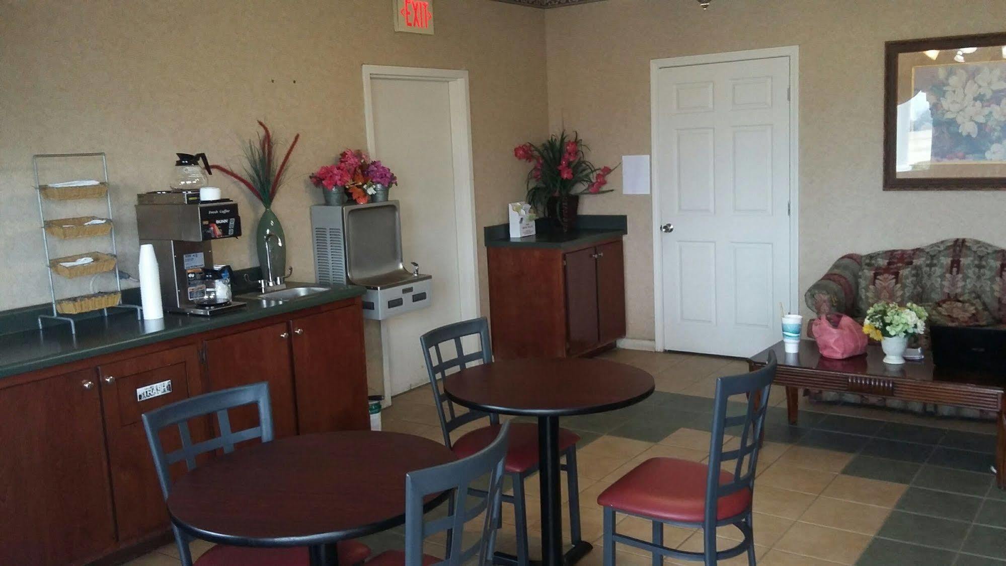 Deer Field Inn Osceola Екстериор снимка